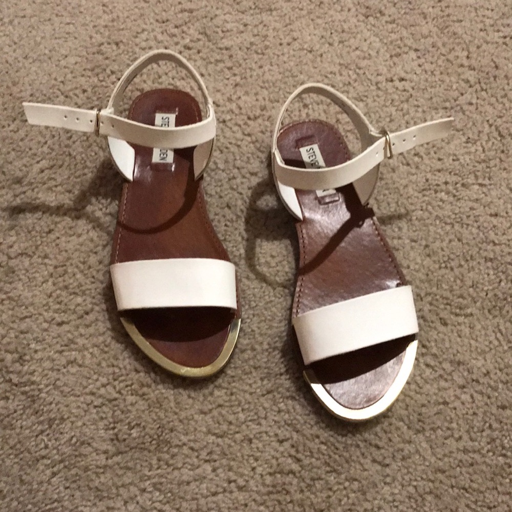 Steve Madden White Sandal with Gold Tip